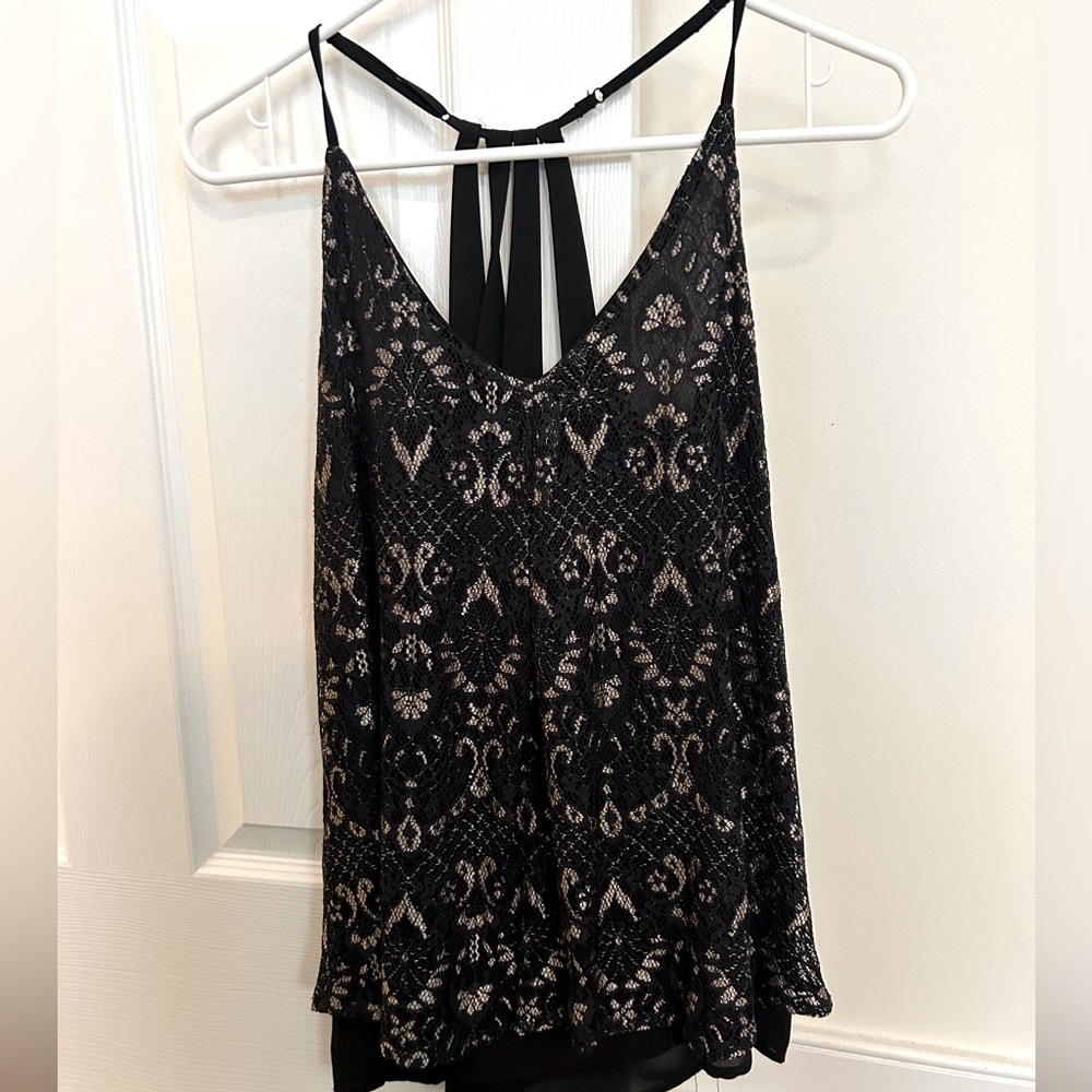 Maurice’s top